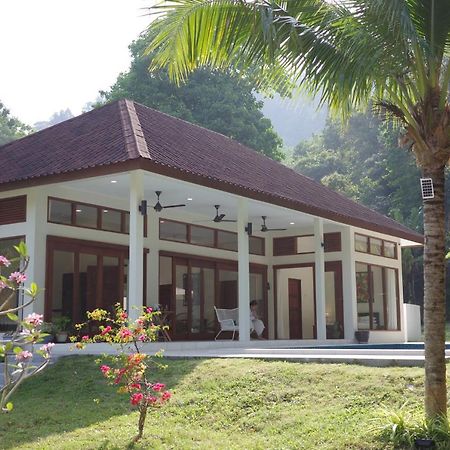 Villa Meranti - Spacious Private Pool Villa Pantai Cenang  Zewnętrze zdjęcie