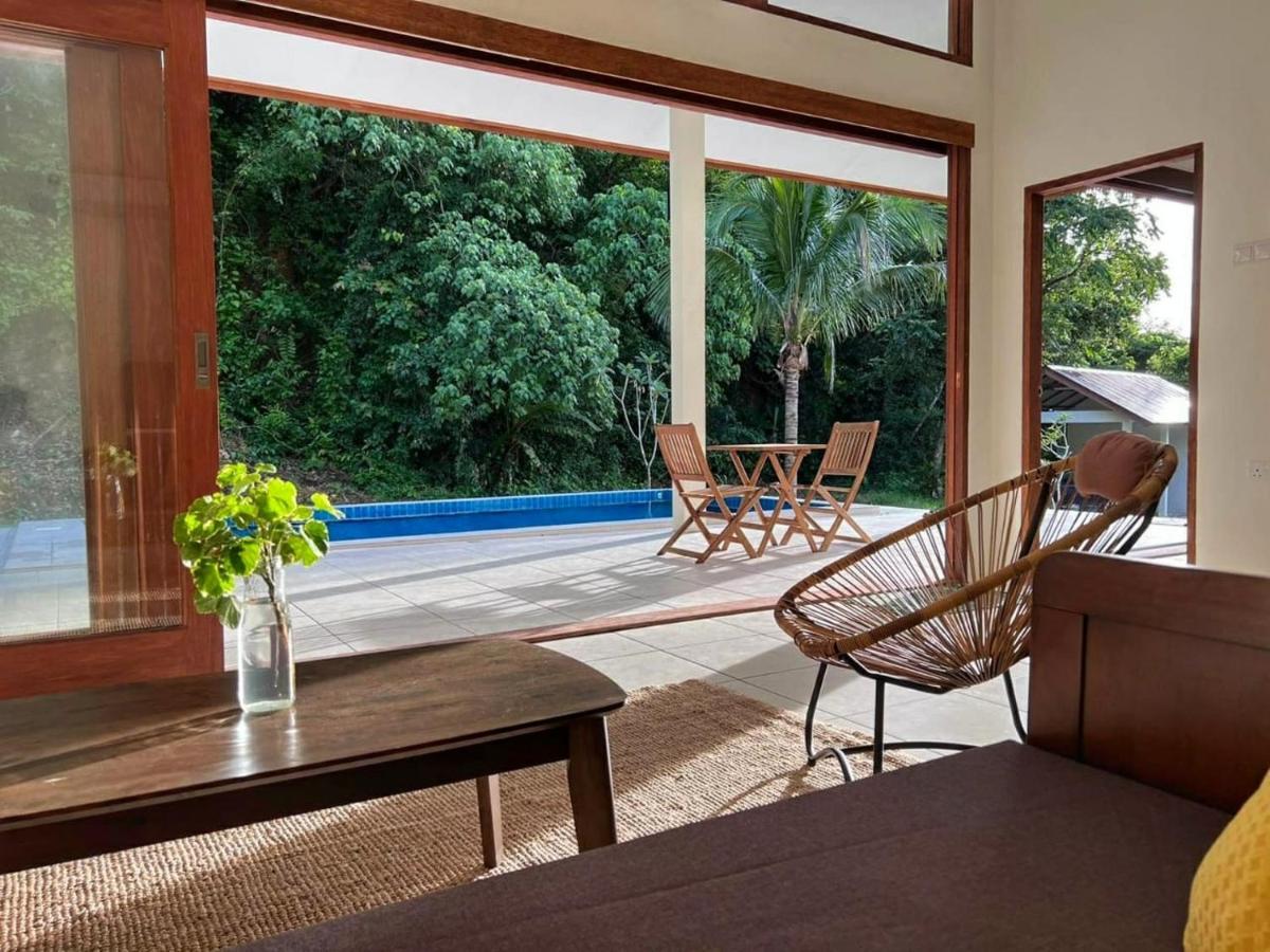 Villa Meranti - Spacious Private Pool Villa Pantai Cenang  Zewnętrze zdjęcie