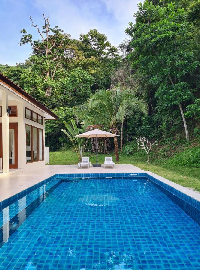 Villa Meranti - Spacious Private Pool Villa Pantai Cenang  Zewnętrze zdjęcie