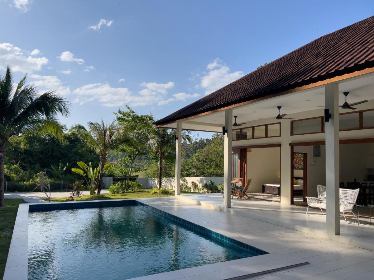 Villa Meranti - Spacious Private Pool Villa Pantai Cenang  Zewnętrze zdjęcie