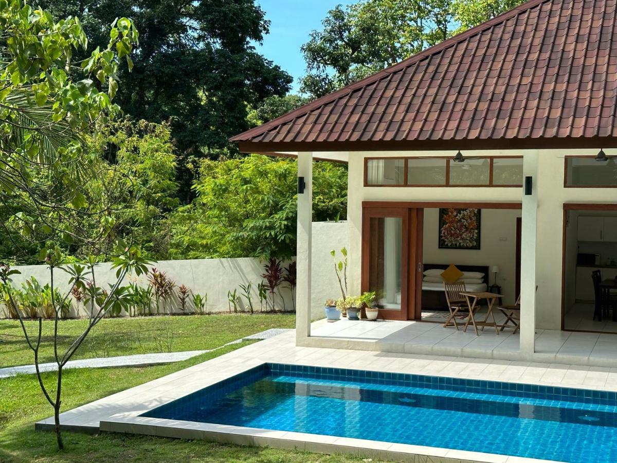 Villa Meranti - Spacious Private Pool Villa Pantai Cenang  Zewnętrze zdjęcie