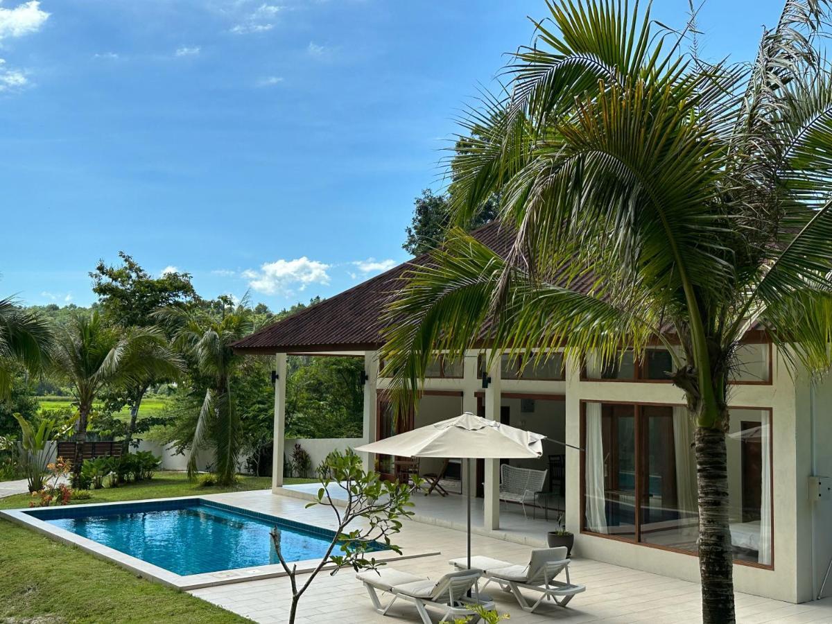 Villa Meranti - Spacious Private Pool Villa Pantai Cenang  Zewnętrze zdjęcie