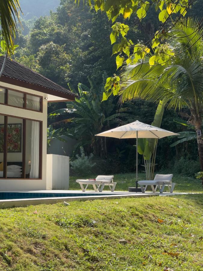 Villa Meranti - Spacious Private Pool Villa Pantai Cenang  Zewnętrze zdjęcie