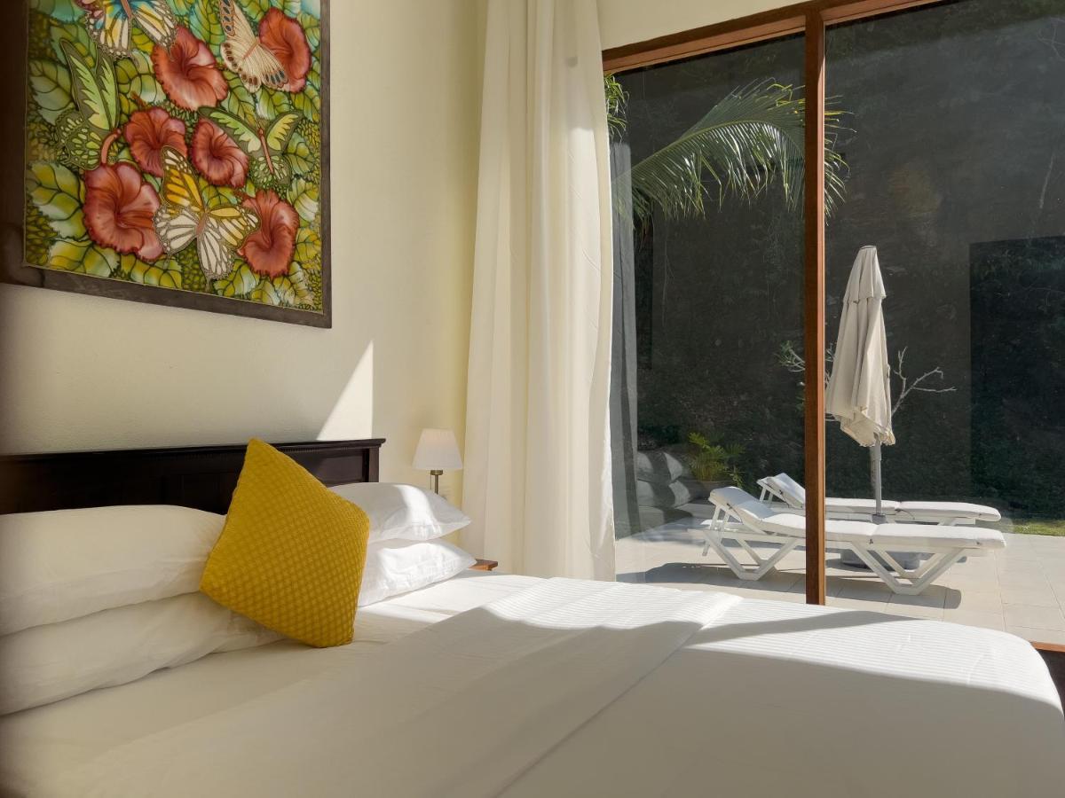 Villa Meranti - Spacious Private Pool Villa Pantai Cenang  Zewnętrze zdjęcie