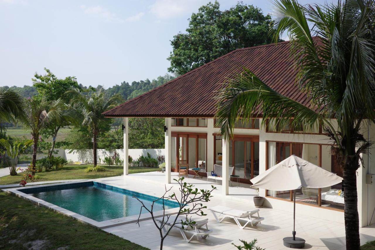 Villa Meranti - Spacious Private Pool Villa Pantai Cenang  Zewnętrze zdjęcie