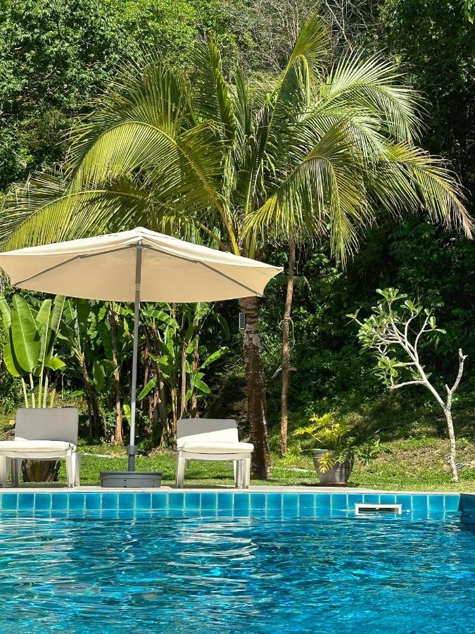 Villa Meranti - Spacious Private Pool Villa Pantai Cenang  Zewnętrze zdjęcie
