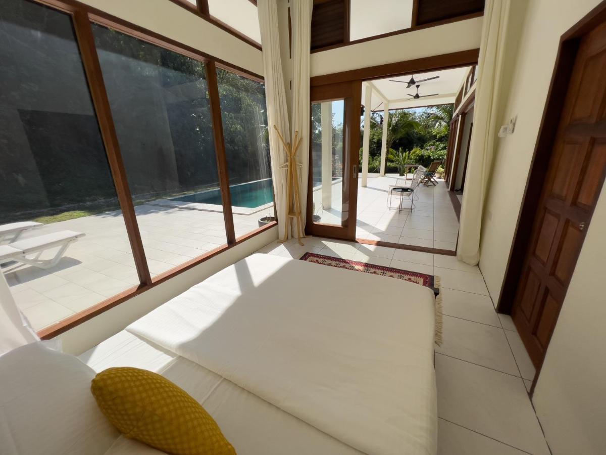 Villa Meranti - Spacious Private Pool Villa Pantai Cenang  Zewnętrze zdjęcie